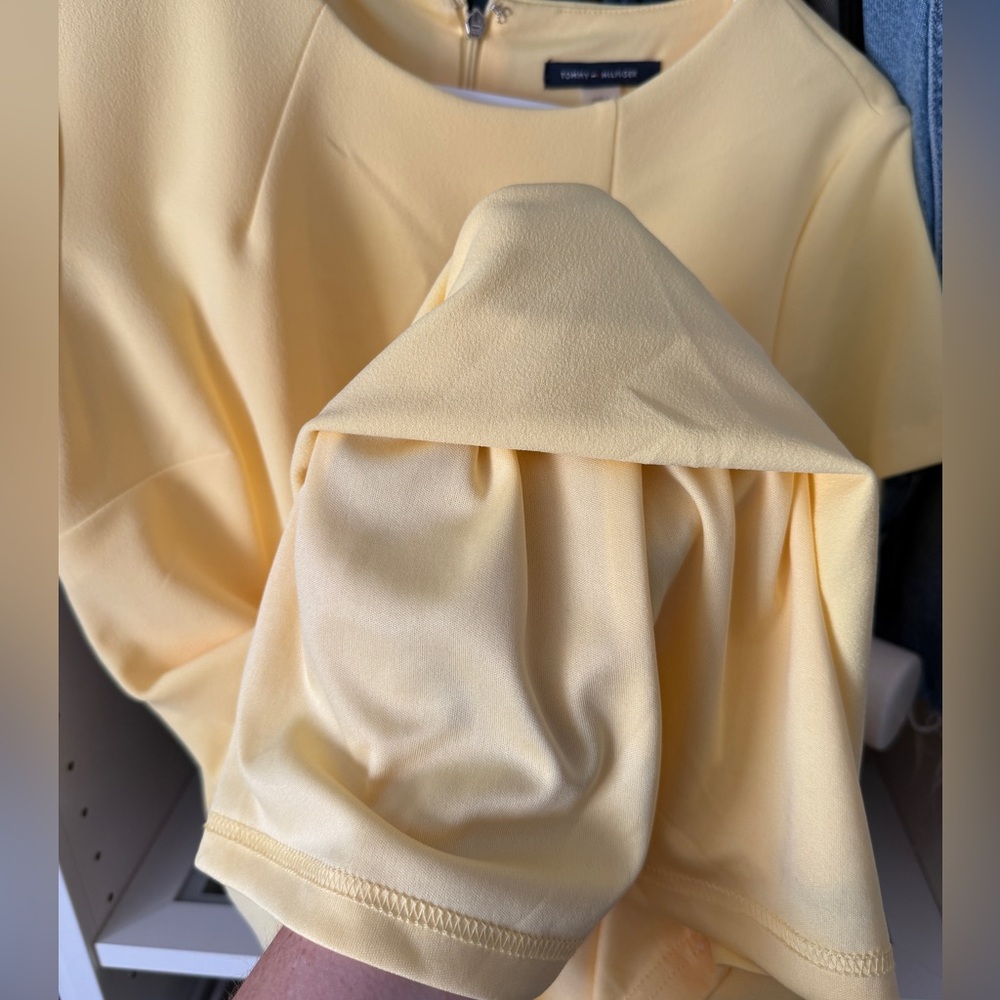Tommy Hilfiger Yellow Short Sleeve Dress with White Trim - Picture 6 of 7